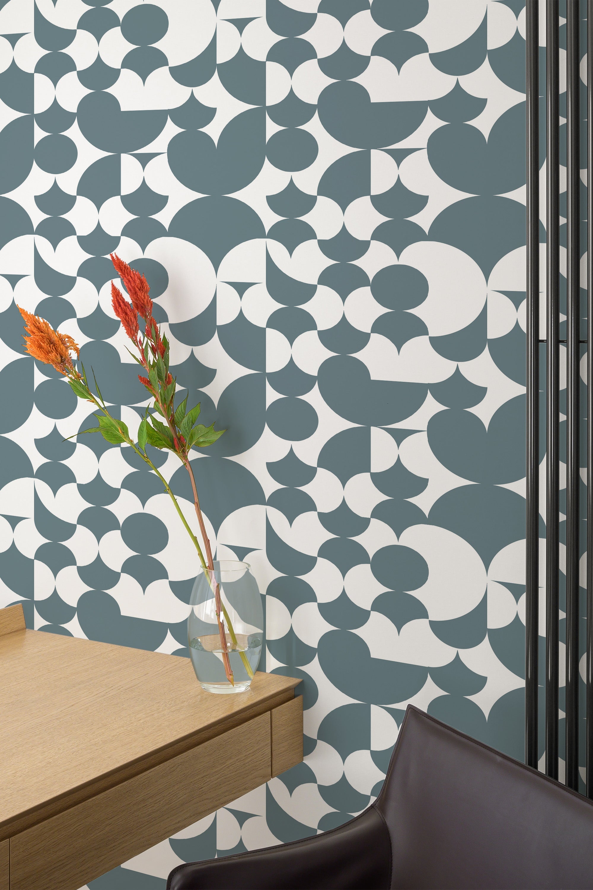 Self-adhesive wallpaper with a Vintage circle design in teal and white, characterized by overlapping circular shapes forming an abstract pattern.